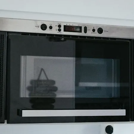 Rue Bien Assis Avec Jardin Terrasse